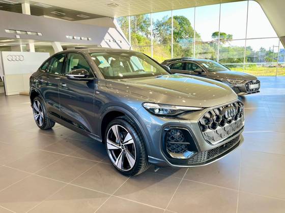 AUDI Q5 2.0 TFSI GASOLINA SPORTBACK S LINE QUATTRO S TRONIC AUDI Q5 2.0 TFSI GASOLINA SPORTBACK S LINE QUATTRO S TRONIC